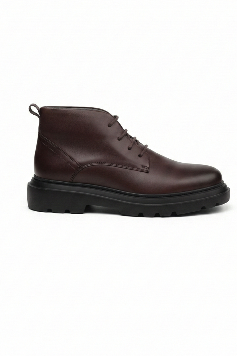 Chaussures Derby modernes en cuir noir pour l’explorateur urbain
